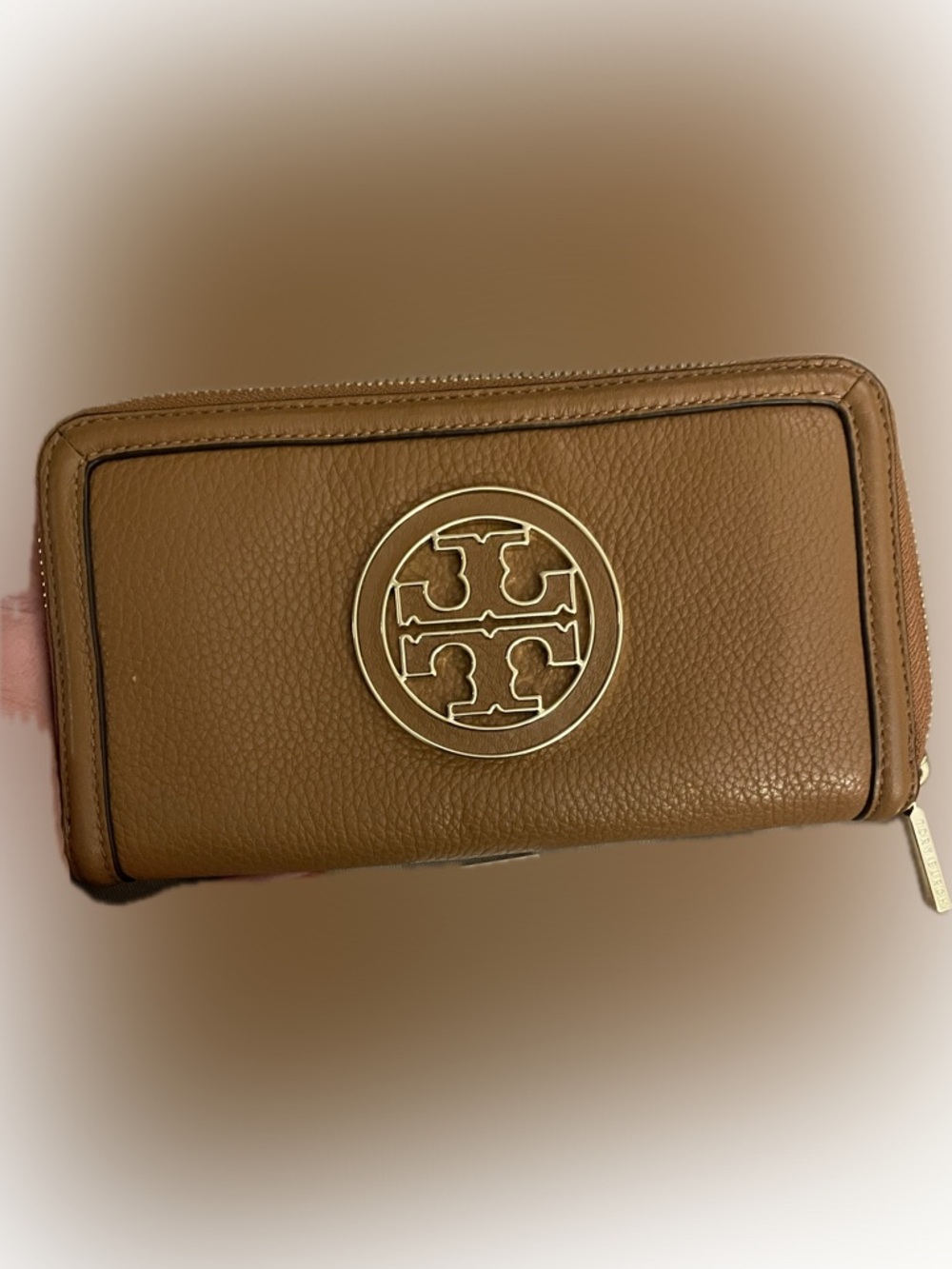 Tory Burch Tan Wallet with Gold Medallion Emblem, NWT